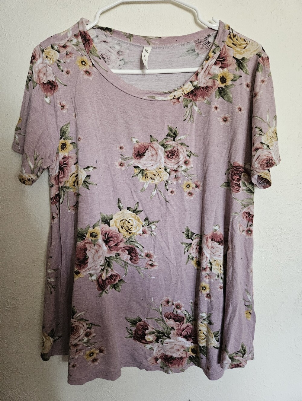 mts Lavender Floral Scoop Neck Short Sleeve Top